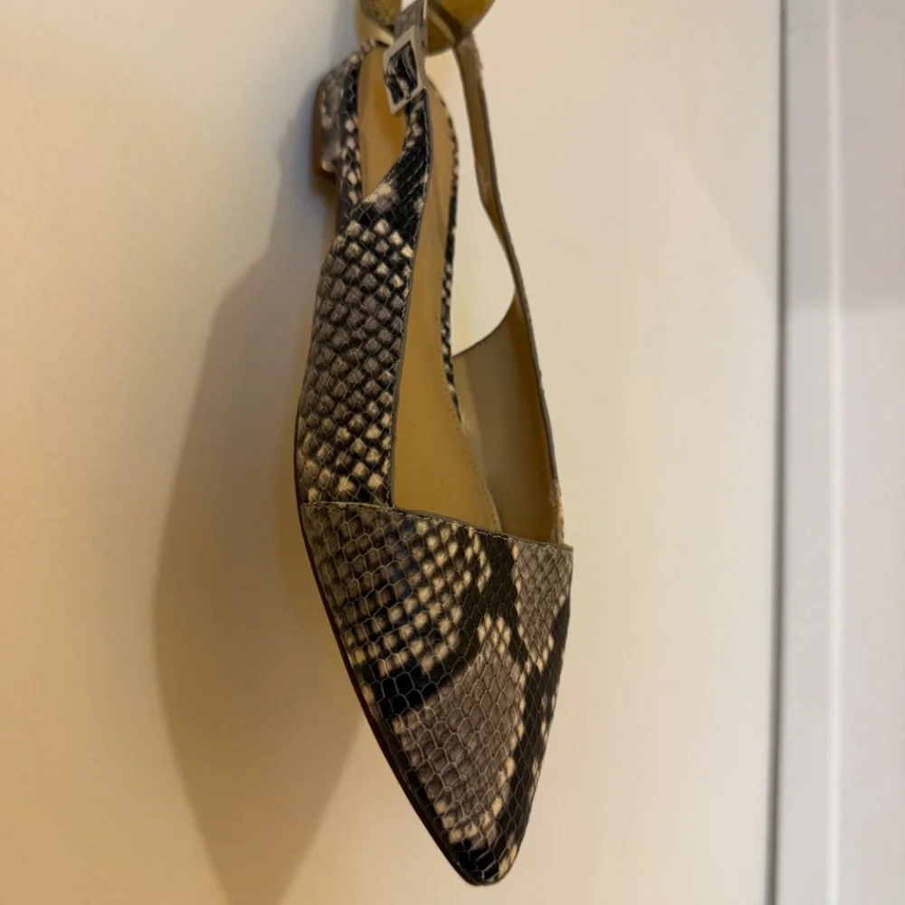 VERY GOOD CONDITION, 7.5 WOMENS, MICHAEL KORS SLINGS - Picture 3 of 6